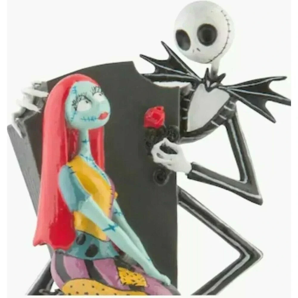 Disney Jack & Sally Halloween Town Musical Light-Up Globe New